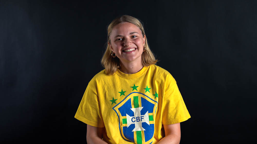 Portrait Melina lachend